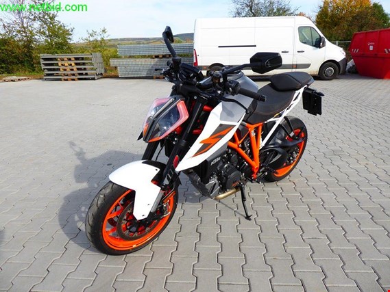 Used KTM 1290 Super Duke R Motorrad for Sale (Trading Premium) | NetBid Slovenija