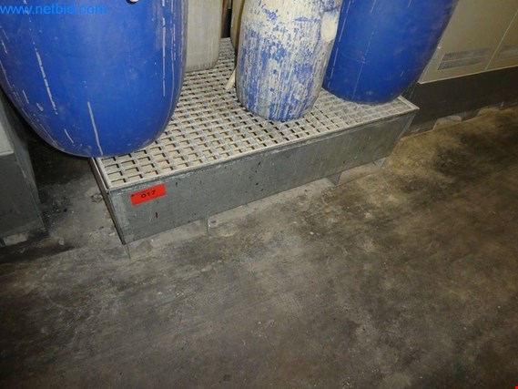 Used 2 Oil drip tray for Sale (Trading Premium) | NetBid Industrial Auctions