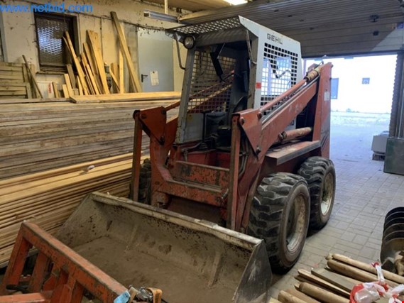 Used Gehl 4610 Skid steer loader for Sale (Auction Premium) | NetBid Industrial Auctions