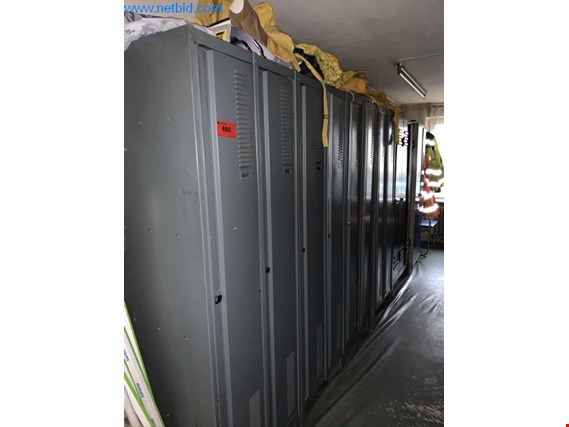Used 5 Metal lockers for Sale (Auction Premium) | NetBid Industrial Auctions