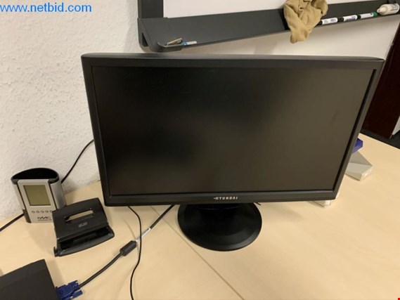 Used Hyundai 22" monitor for Sale (Trading Premium) | NetBid Industrial Auctions