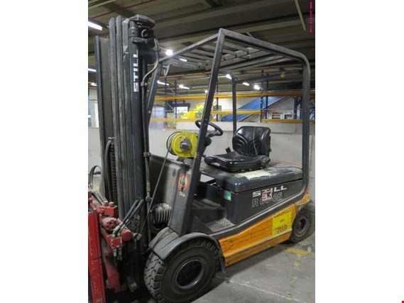 Used Still R 60-25 electr. forklift truck for Sale (Auction Premium) | NetBid Industrial Auctions