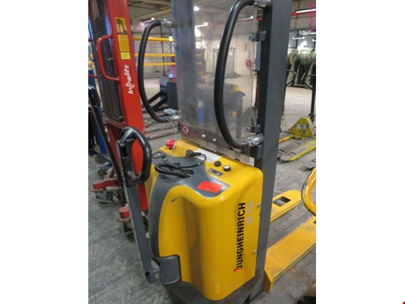 Used Jungheinrich HC 110 electr. hand-guided lift truck for Sale (Auction Premium) | NetBid Industrial Auctions