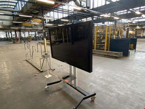 Used Samsung LH65TCQMBC Display for Sale (Auction Premium) | NetBid Industrial Auctions