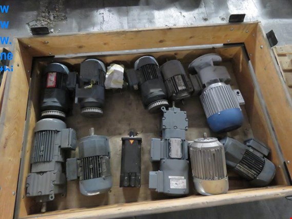 Used SEW Eurodrive 12 Electric motors for Sale (Auction Premium) | NetBid Industrial Auctions