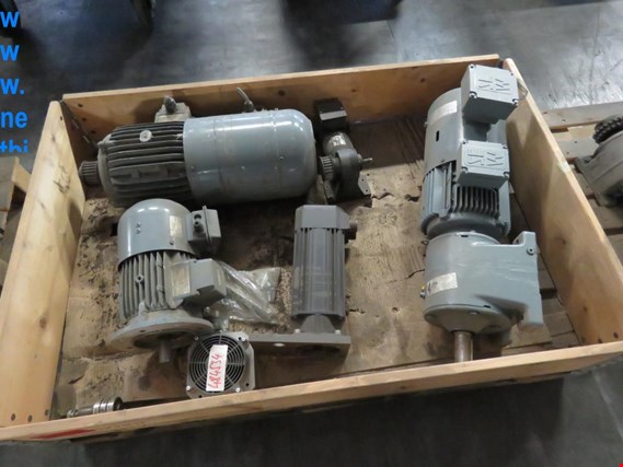 Used SEW 5 Electric motors for Sale (Auction Premium) | NetBid Industrial Auctions