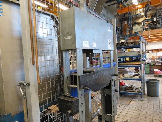 Used Stoxon Hydraulic press for Sale (Auction Premium) | NetBid Industrial Auctions