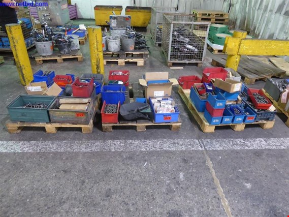Used 1 Posten Chisels for compressed air tools for Sale (Auction Premium) | NetBid Industrial Auctions