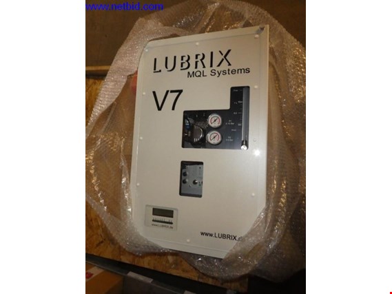 Used LUBRIX MQL Systems V7 Minimum quantity lubrication system for Sale (Online Auction) | NetBid Industrial Auctions