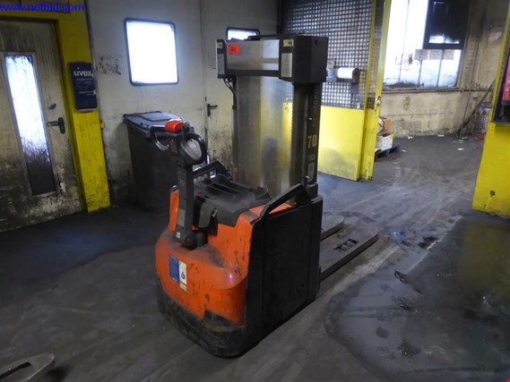 Used BT SWE200L Electric high lift truck (70) for Sale (Auction Premium) | NetBid Industrial Auctions