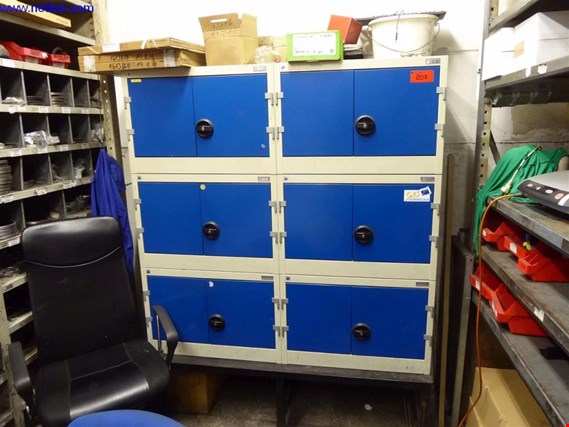 Used Garant 8 Metal cabinets for Sale (Trading Premium) | NetBid Industrial Auctions