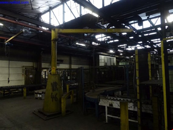 Used Demag Column mounted slewing crane (324) for Sale (Auction Premium) | NetBid Industrial Auctions