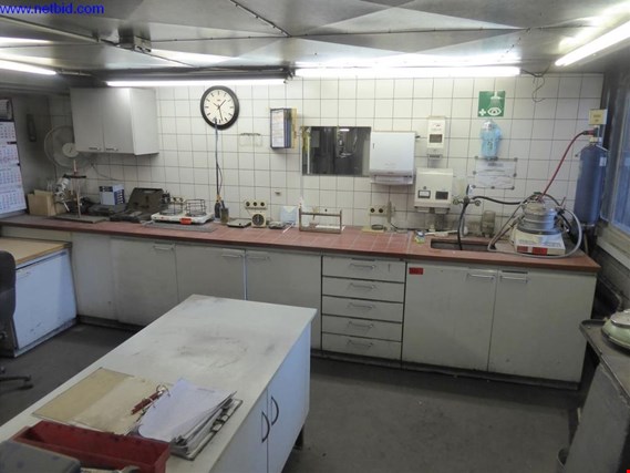 Used 1 Posten Laboratory furniture for Sale (Auction Premium) | NetBid Industrial Auctions