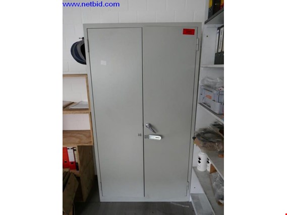 Used 3 Metal cabinets for Sale (Auction Premium) | NetBid Industrial Auctions