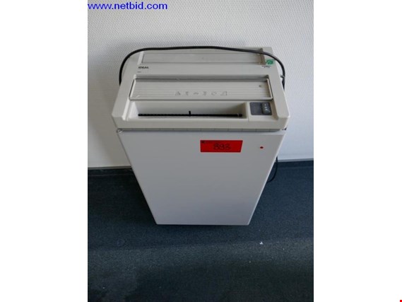 Used ideal 2401 Document shredder for Sale (Auction Premium) | NetBid Industrial Auctions