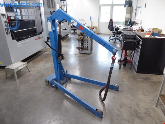 Used MKS 1000 DW-S Motor Lift Gallows for Sale (Auction Premium) | NetBid Industrial Auctions