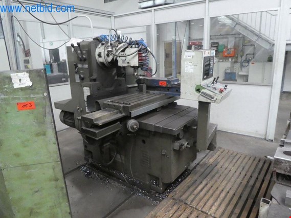 Used HO CHUN UH-1000 A Universal milling machine for Sale (Trading Premium) | NetBid Industrial Auctions
