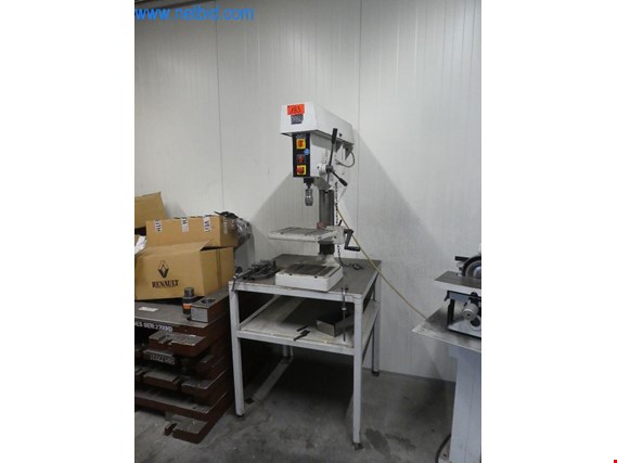 Used Flott TB M2 ST Bench drill for Sale (Auction Premium) | NetBid Industrial Auctions