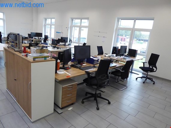 OKA Sprzęt biurowy kupisz używany(ą) (Auction Premium) | NetBid Polska