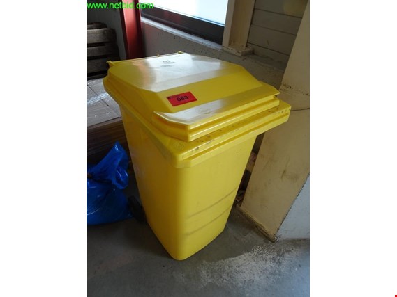 Used Waste garbage can (surcharge subject to change!) for Sale (Auction Premium) | NetBid Industrial Auctions
