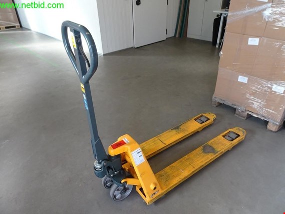 Used Jungheinrich Pallet truck (surcharge subject to change!) for Sale (Auction Premium) | NetBid Industrial Auctions
