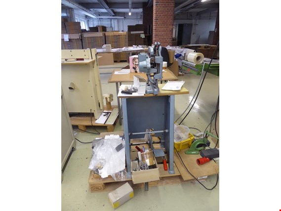 Used Hang 103-20 Oiling machine for Sale (Auction Premium) | NetBid Industrial Auctions