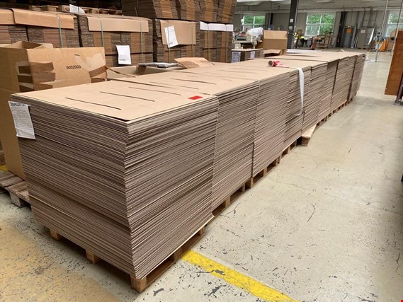 Used 8 Paletten Cardboard inserts for Sale (Auction Premium) | NetBid Industrial Auctions