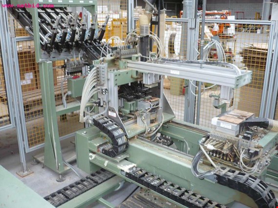 Priess & Horstmann Automatyczna maszyna do wiercenia/wklejania kupisz używany(ą) (Auction Premium) | NetBid Polska
