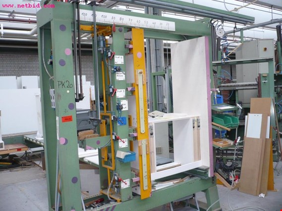 Used Pneumatic body press for Sale (Auction Premium) | NetBid Industrial Auctions
