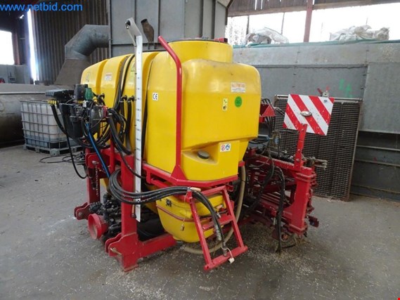 Used Lieferant / SH Technikservice TL1518 Field sprayer for Sale (Auction Premium) | NetBid Industrial Auctions