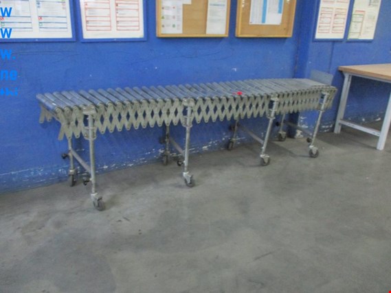 Used Mobile roller conveyor for Sale (Auction Premium) | NetBid Industrial Auctions