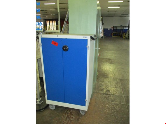Used Garant Mobile metal cabinet for Sale (Auction Premium) | NetBid Industrial Auctions