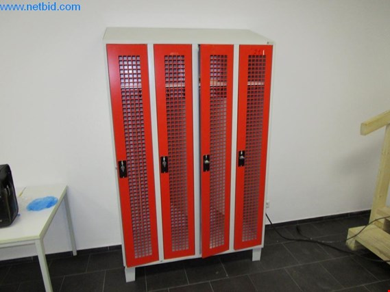 Used 5 Changing room lockers for Sale (Auction Premium) | NetBid Industrial Auctions