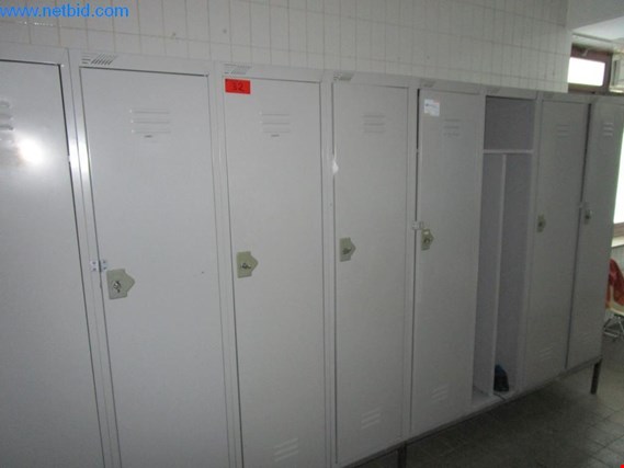 Used 1 Posten Changing room lockers for Sale (Auction Premium) | NetBid Industrial Auctions