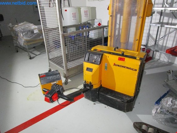 Used Electric pallet truck for Sale (Auction Premium) | NetBid Industrial Auctions