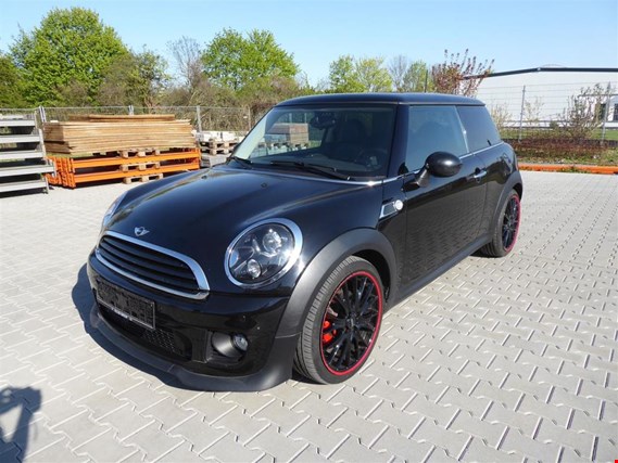 Used Mini One R56 1.6 l PKW for Sale (Auction Premium) | NetBid Industrial Auctions