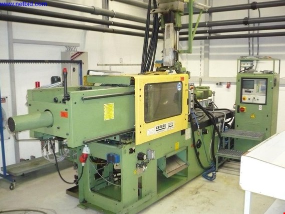 Used Arburg Allrounder 320M850-9090 2-component plastic injection molding machine (30) for Sale (Trading Premium) | NetBid Industrial Auctions