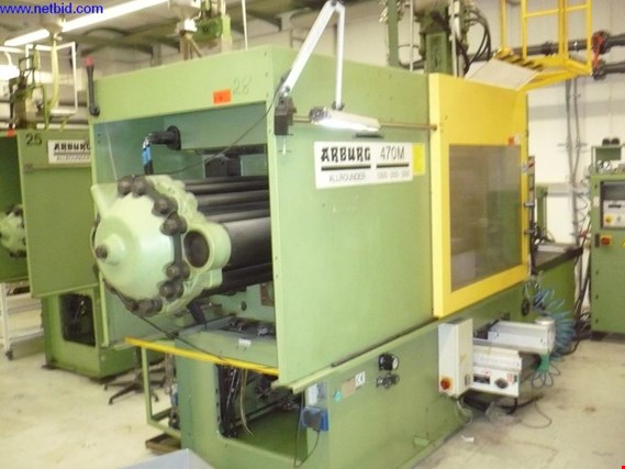 Used Arburg Allrounder 470M1300-250-250 2-component plastic injection molding machine (28) for Sale (Trading Premium) | NetBid Industrial Auctions