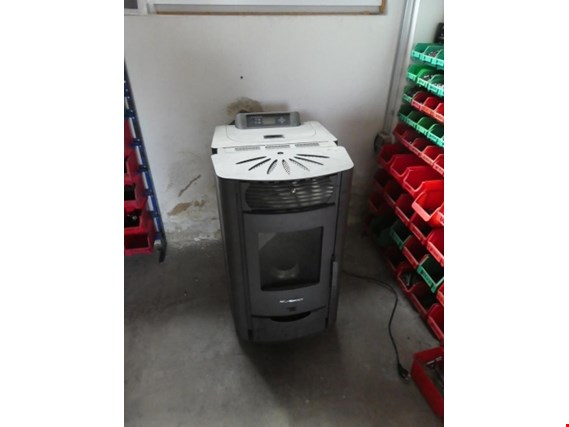 Used Schenger Kaminofen-HP40 Pellet stove for Sale (Auction Premium) | NetBid Industrial Auctions