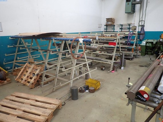 Used 1 Posten Cantilever racking on both sides for Sale (Auction Premium) | NetBid Industrial Auctions