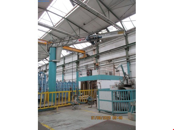 Used 1  Column mounted slewing crane for Sale (Auction Premium) | NetBid Industrial Auctions