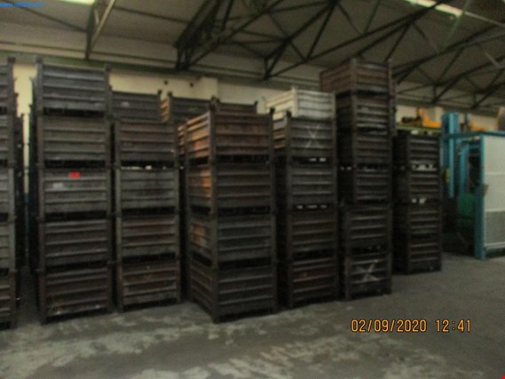 Used 1 Posten  Metal stacking boxes for Sale (Auction Premium) | NetBid Industrial Auctions
