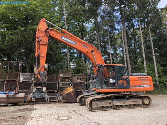 Used Doosan DX 255 NLC-3 Tracked excavator for Sale (Trading Premium) | NetBid Industrial Auctions
