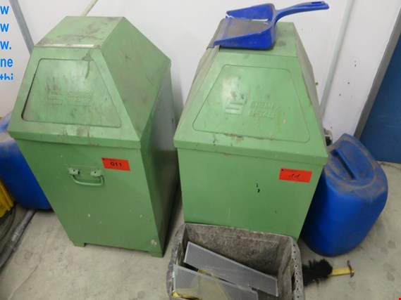 Used Stumpf Metall 2 Waste garbage can for Sale (Auction Premium) | NetBid Industrial Auctions