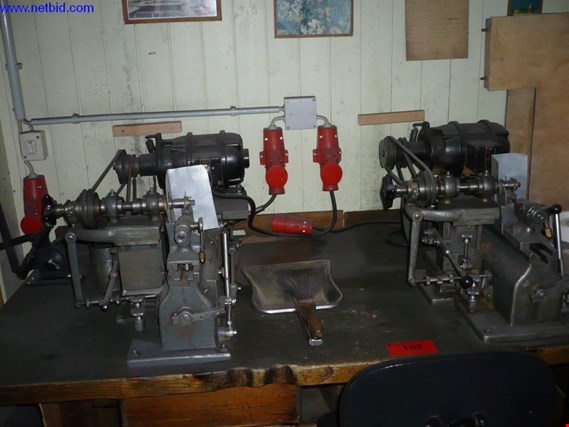 Used 2 Bench hobbing machines for Sale (Auction Premium) | NetBid Industrial Auctions