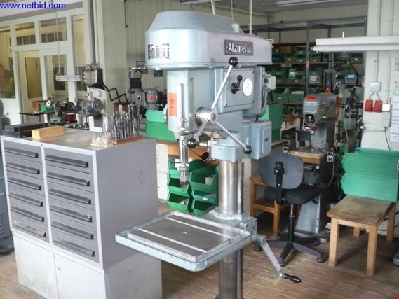 Used Alzmetall AB3/E Column drilling machine for Sale (Auction Premium) | NetBid Industrial Auctions