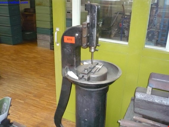 Used Foot pendulum press for Sale (Online Auction) | NetBid Industrial Auctions
