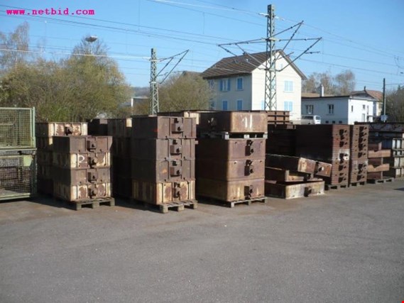 Used ca. 80 moulding boxes for Sale (Trading Premium) | NetBid Industrial Auctions
