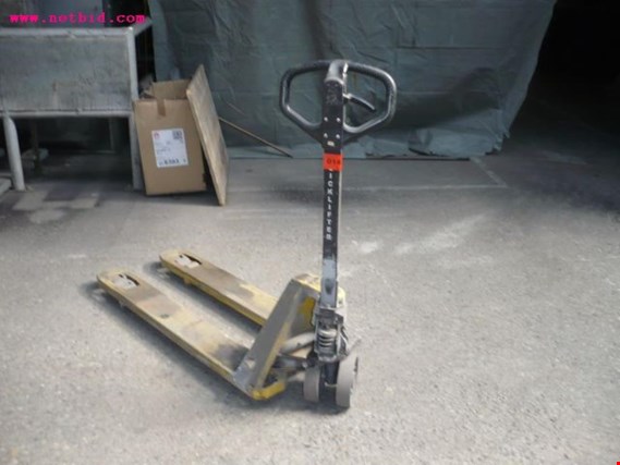 Used Padberg & Partner Quicklifter pallet lift truck for Sale (Auction Premium) | NetBid Industrial Auctions