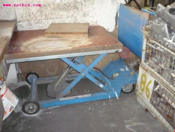 Used Gruse scissor lifting table for Sale (Auction Premium) | NetBid Industrial Auctions